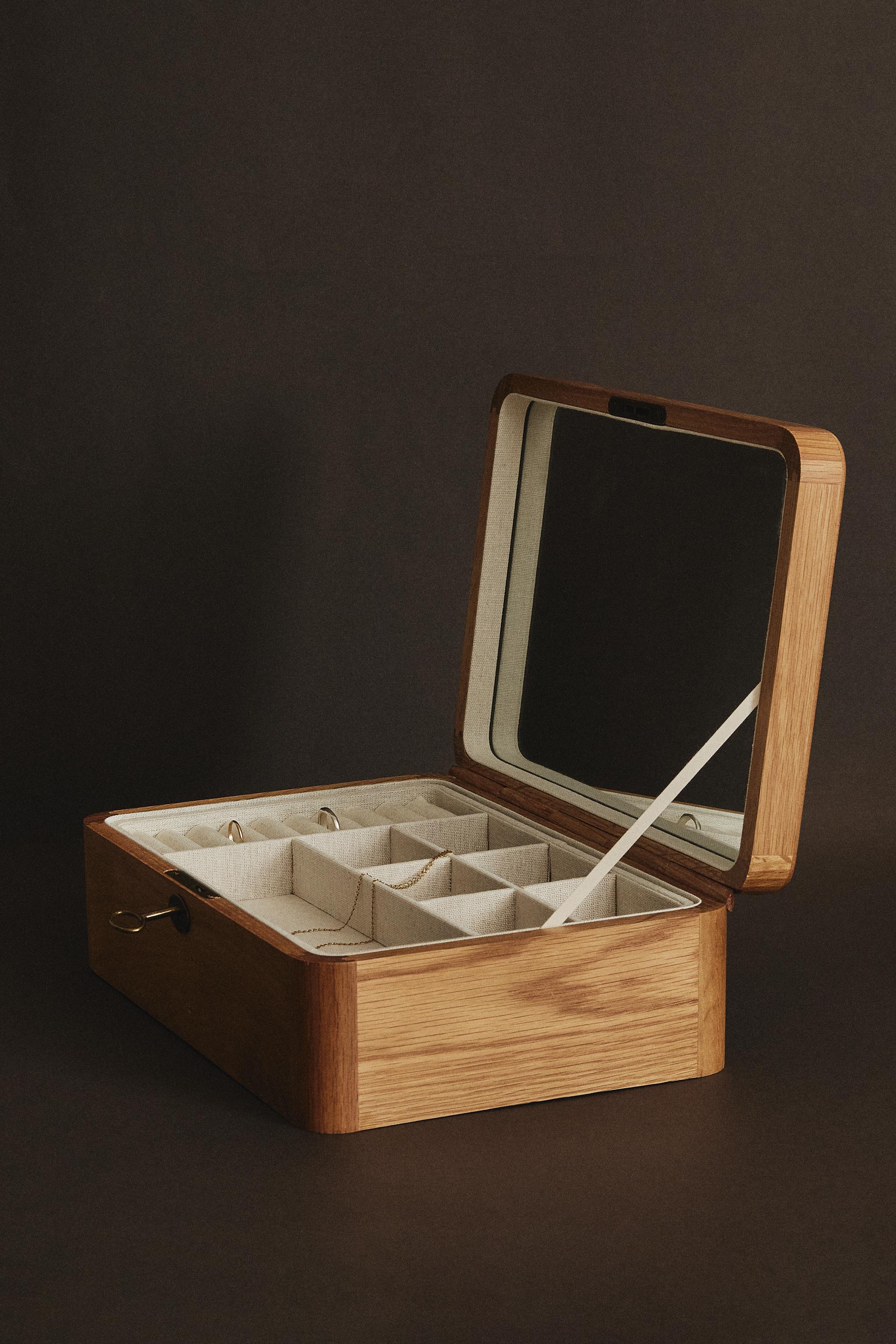 WOODEN JEWELRY BOX WITH MIRROR